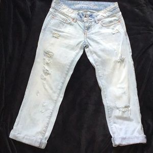 American Eagle Distressed Crop Denim